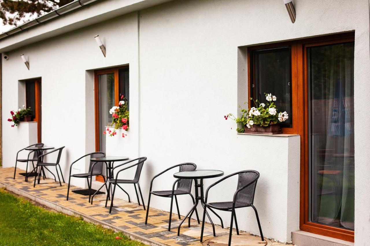 Penzion Dolíček Cheb Exterior foto